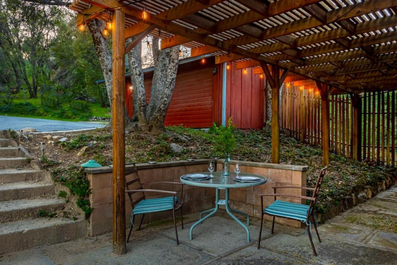 Sierra Vista Lookout Lodge With Creek, Waterfall And Waterholes, Minutes From Bass Lake And Yosemite South Gate North Fork Εξωτερικό φωτογραφία